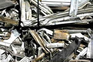 Aluminum Scrap Photo by thomashawk at https://www.flickr.com/photos/thomashawk/47602341/